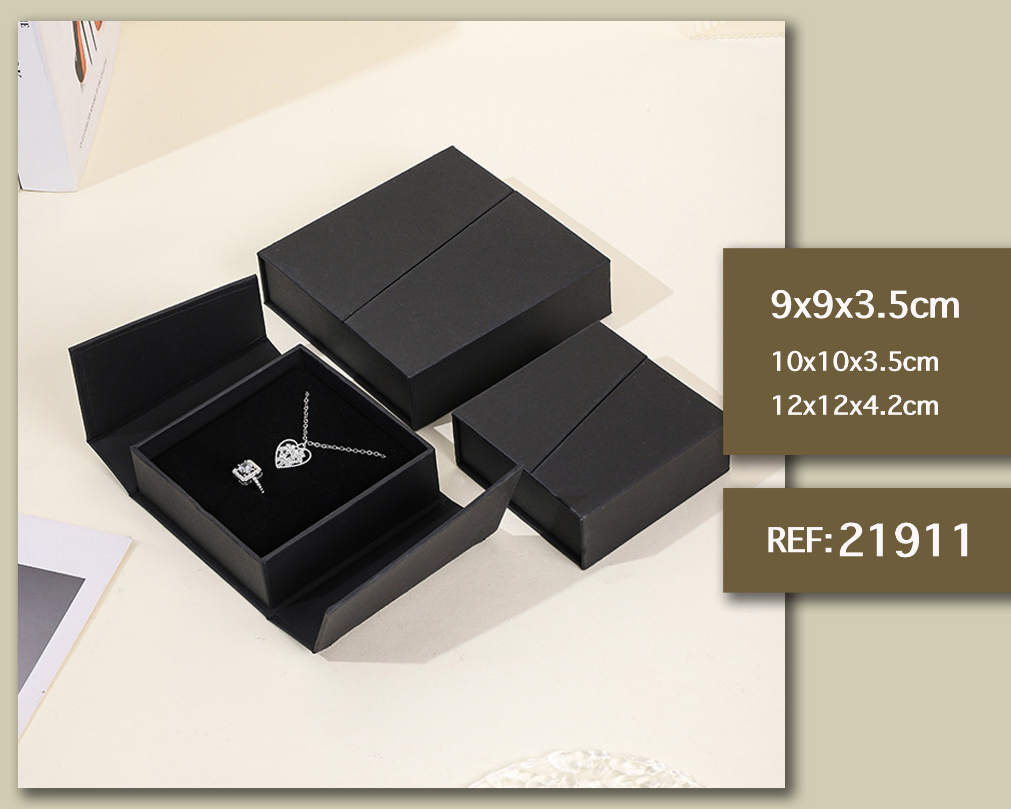 CAJA DE REGALO 9X9X3.5CM