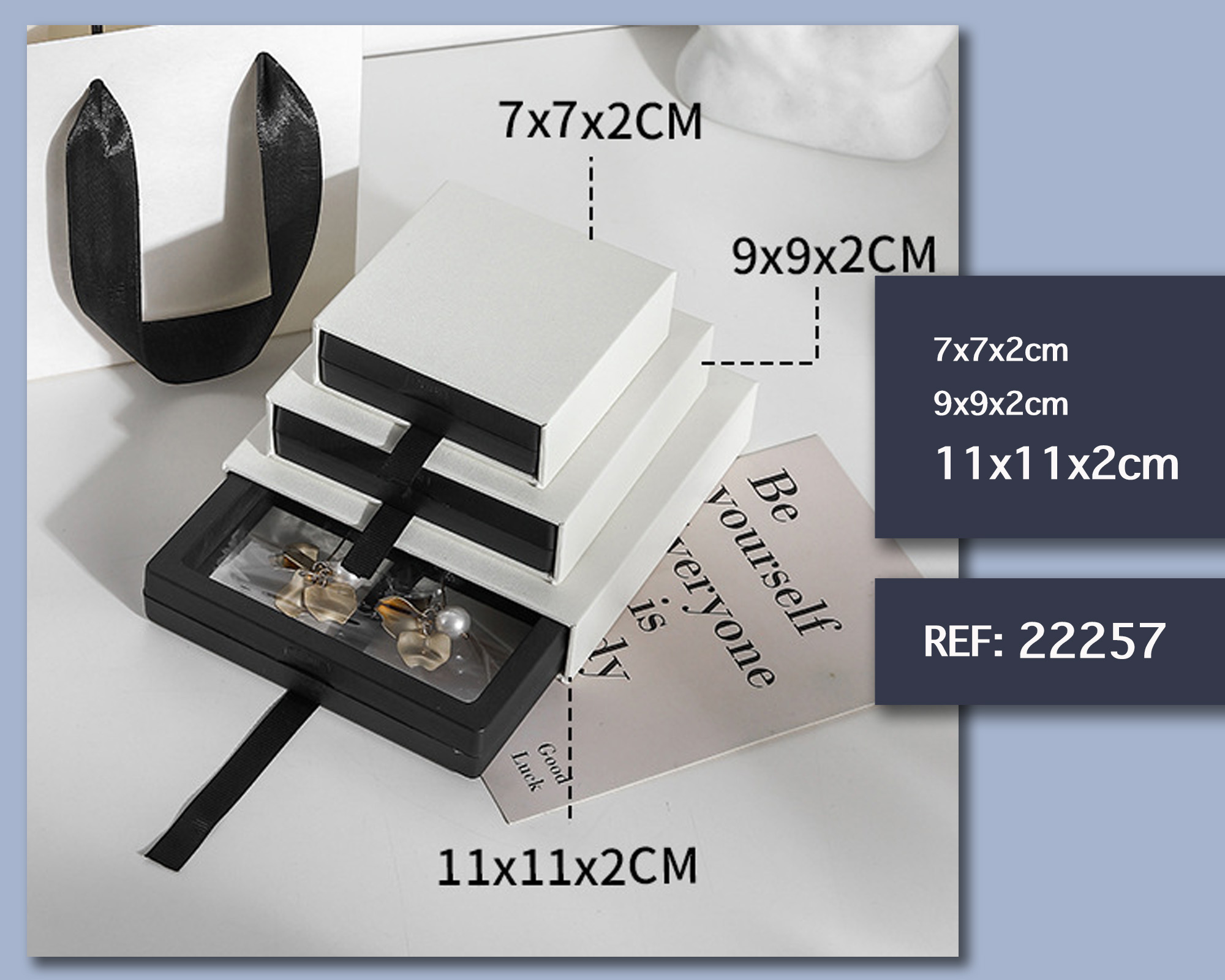 CAJA DE REGALO 11X11X2CM