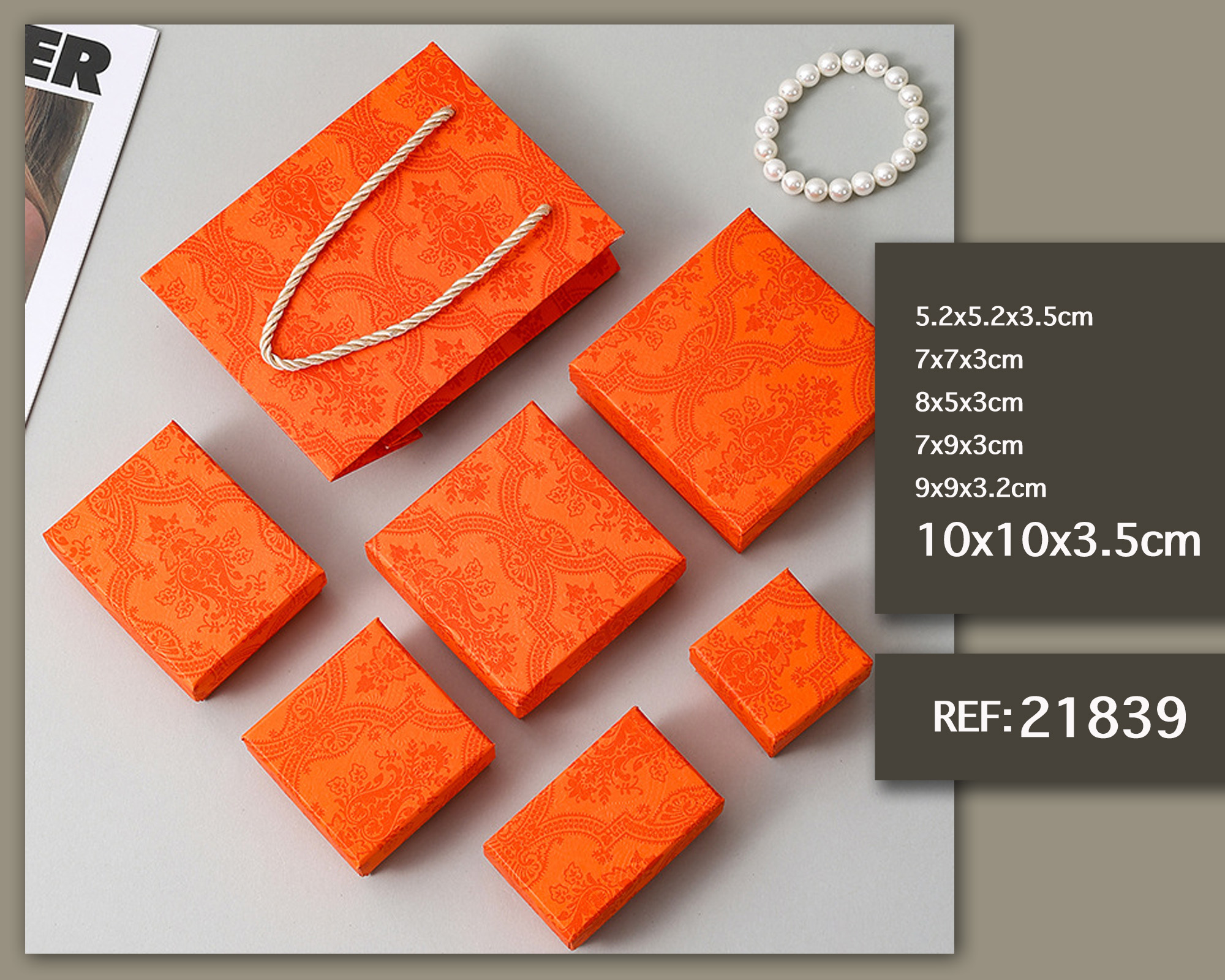 CAJA DE REGALO 10X10X3.5CM