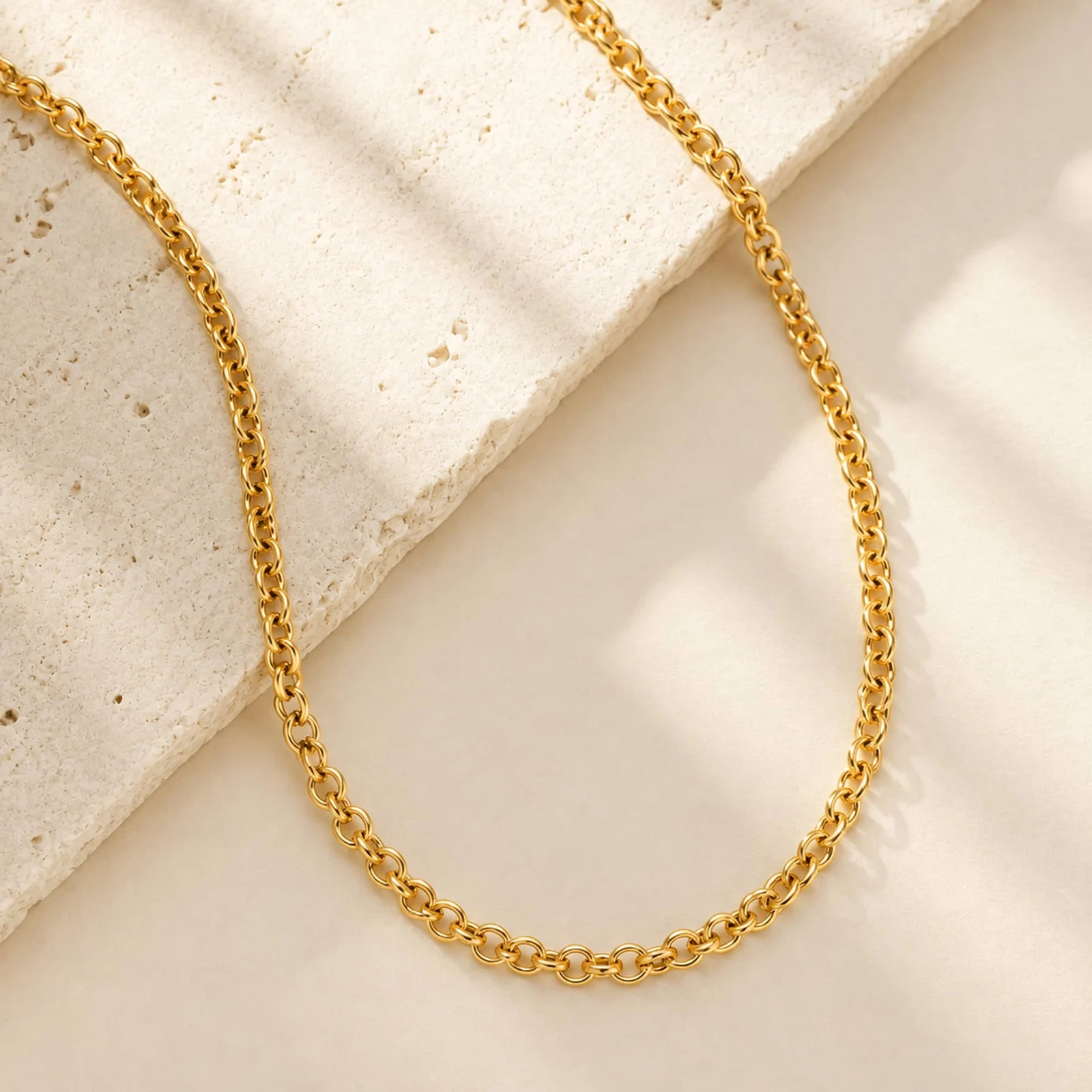 COLLAR DE CADENA ACERO DORADO