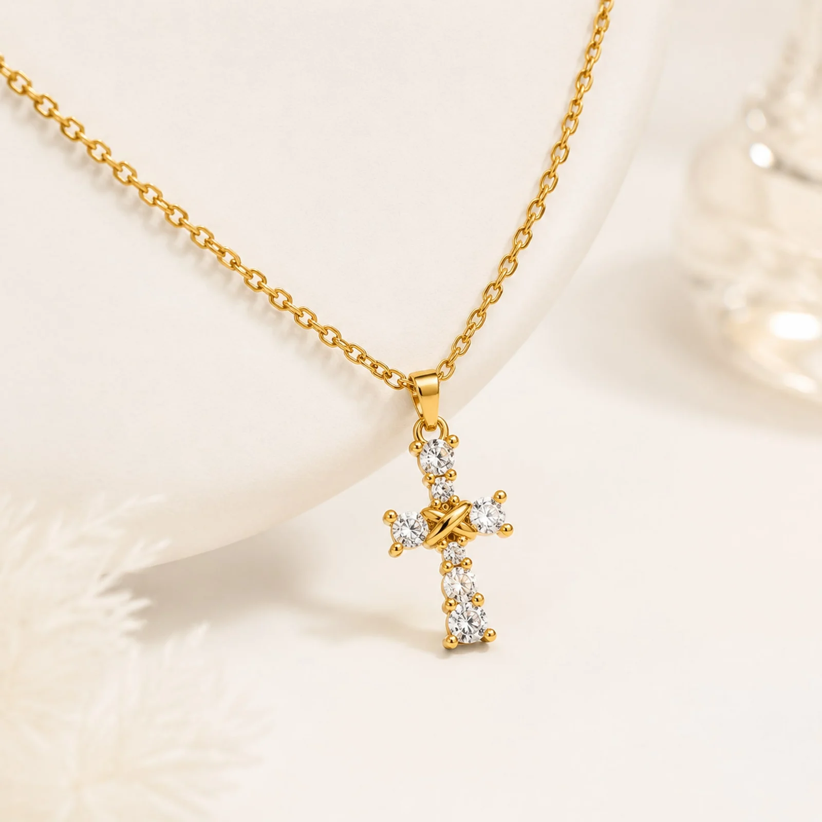 Colgangte Cobre con Circonita Colar Dorado y Cadena Acero