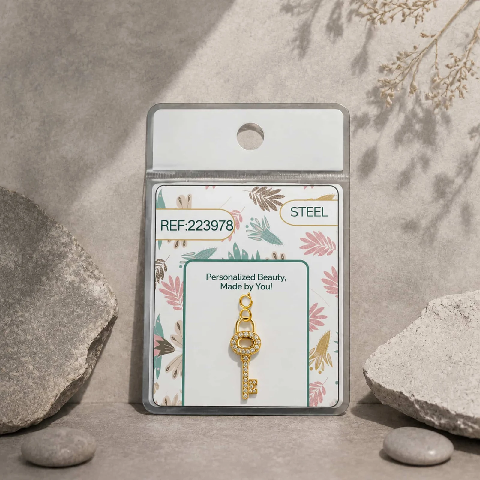 CHARM DE COBRE CHAPADO A ORO 14K CON CIRCONITA-CON CIERRE