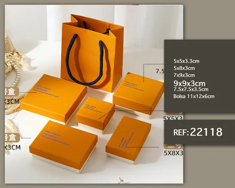 CAJA DE REGALO 9X9X3CM