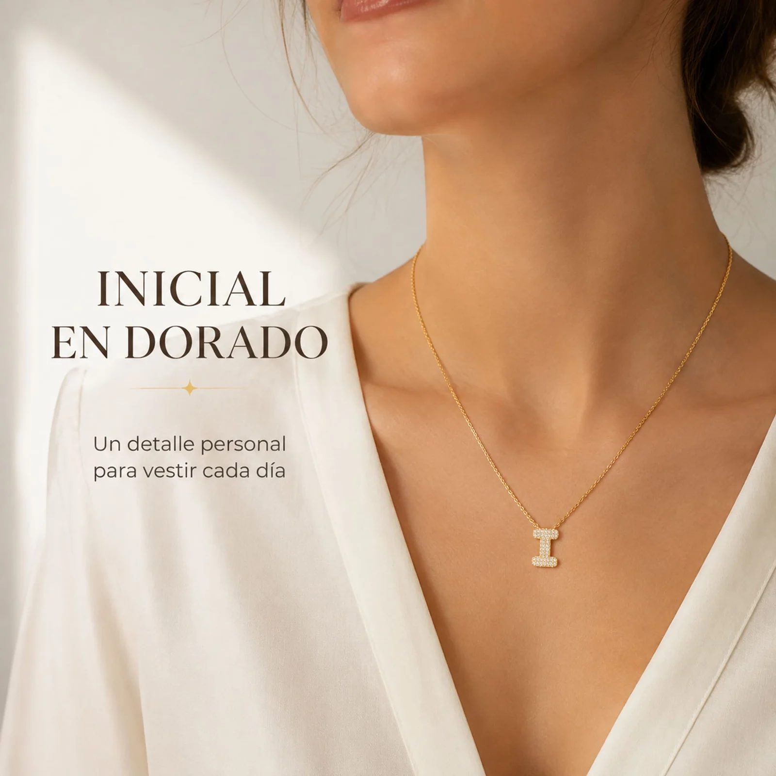 COLLAR LETRA I CON CIRCONITA  ACERO COLOR DORADO