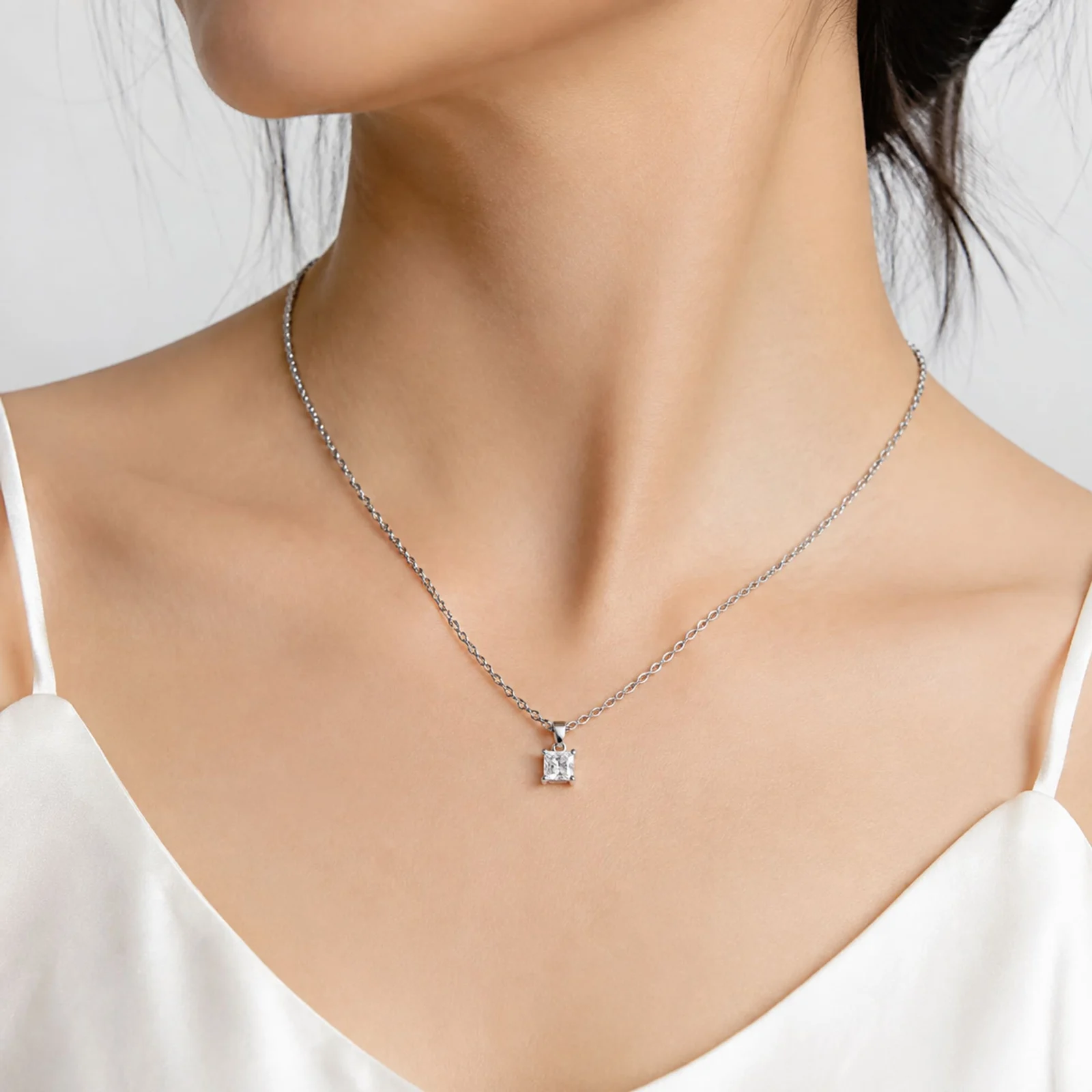 Colgangte Cobre con Circonita Colar Plateado y Cadena Acero