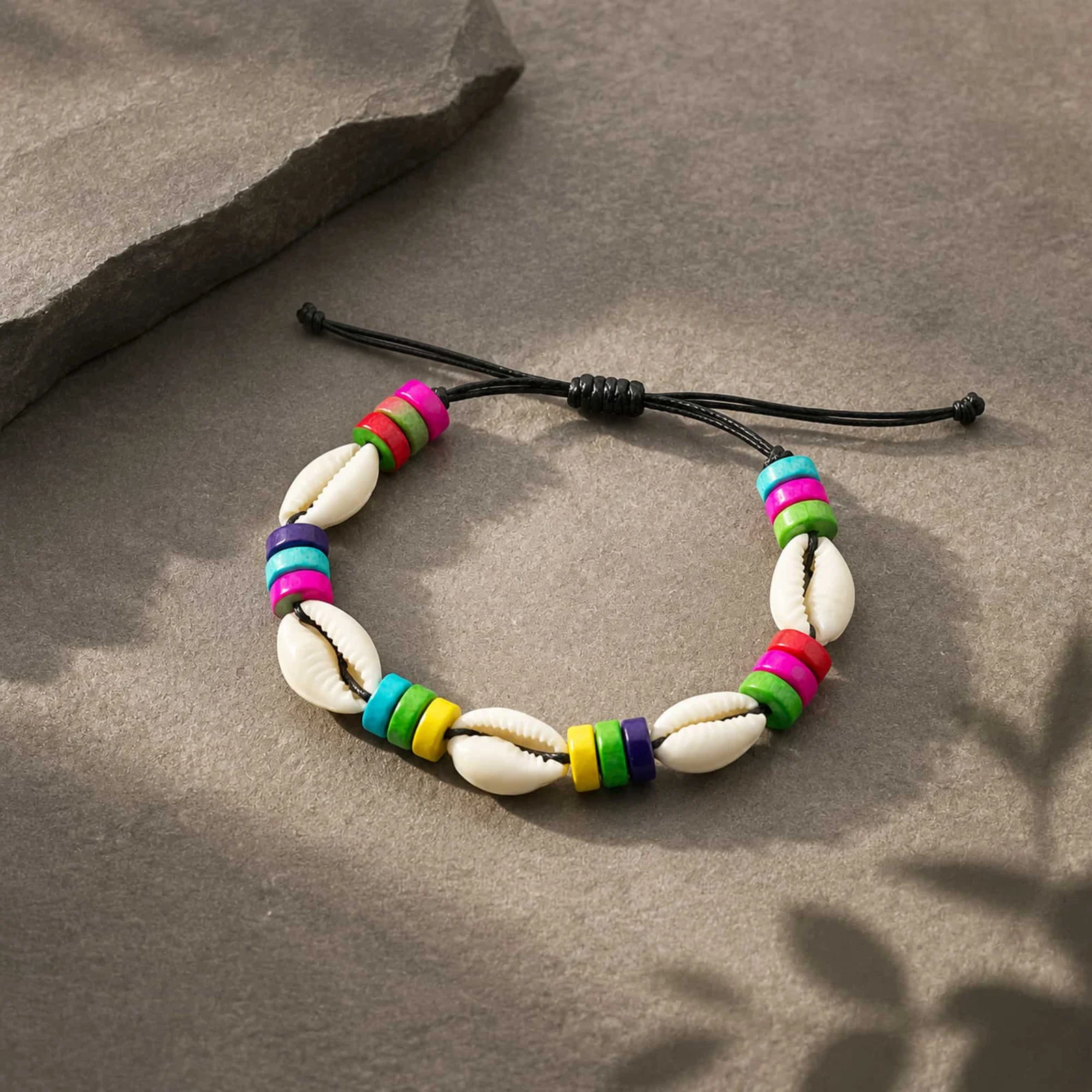 PULSERA HILO ENCERADO DE CONCHA