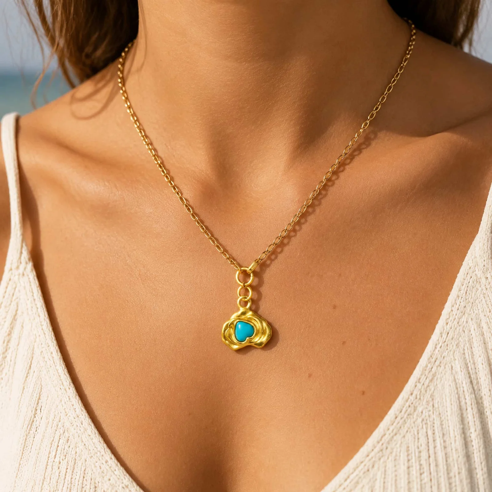 CHARM ACERO DORADO CHAPADO ORO 14 K-CON CIERRE