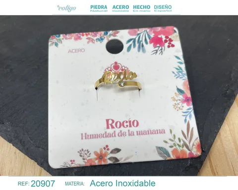 ANILLO NOMBRE ROCÍO ACERO COLOR DORADO
