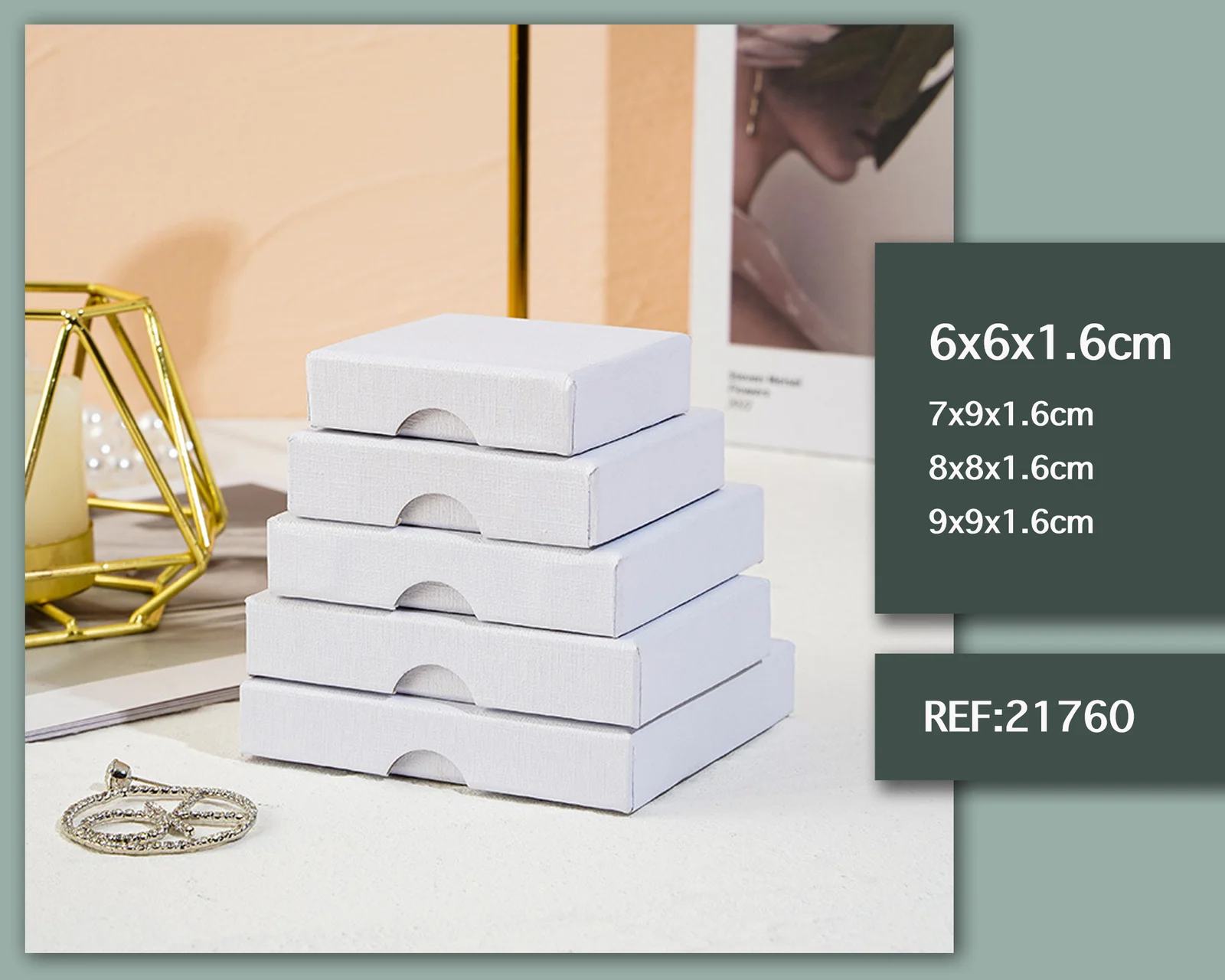 CAJA DE REGALO  6X6X1.6CM