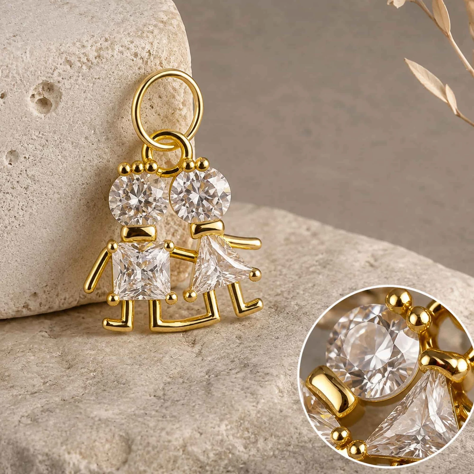 CHARM DE COBRE CHAPADO ORO 14K CON CIRCONITA