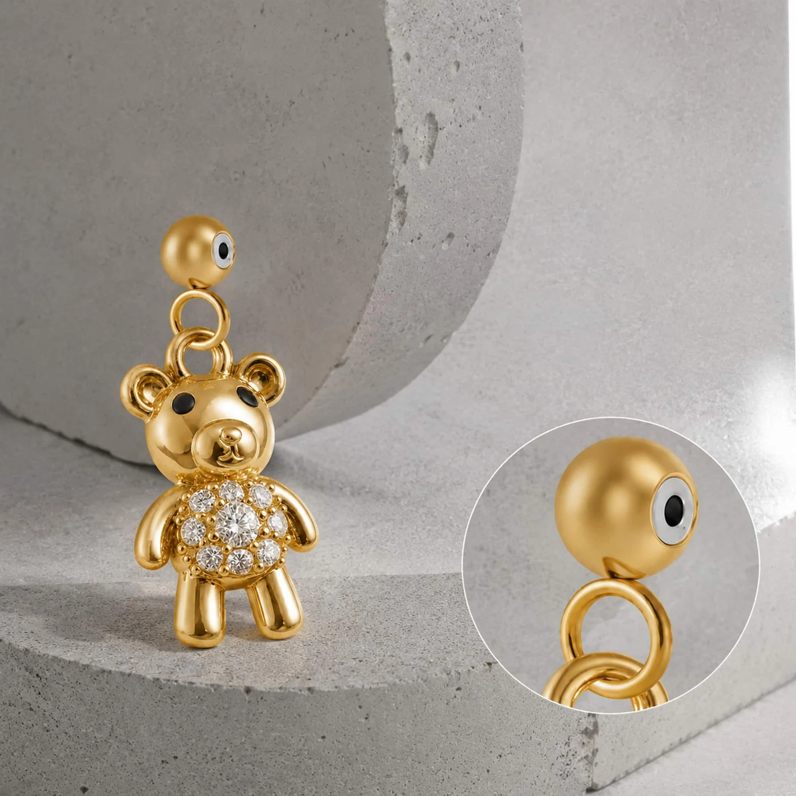 CHARM DE COBRE CHAPADO ORO 14K CON CIRCONITA-CON BOLA DE GOMA