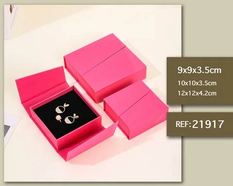 CAJA DE REGALO  9X9X3.5CM