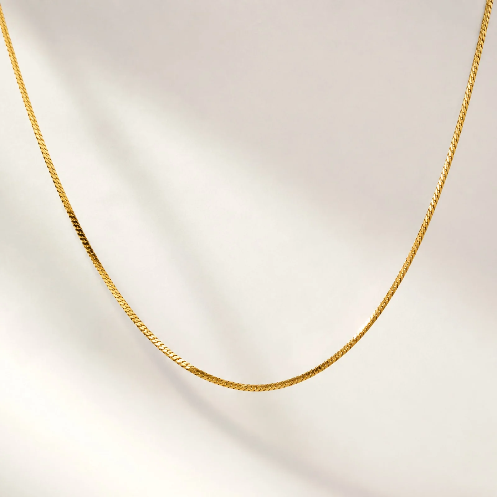 COLLAR DE CADENA ACERO DORADO