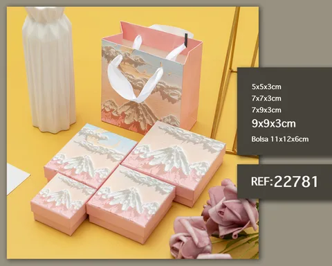 CAJA DE REGALO9X9X3CM
