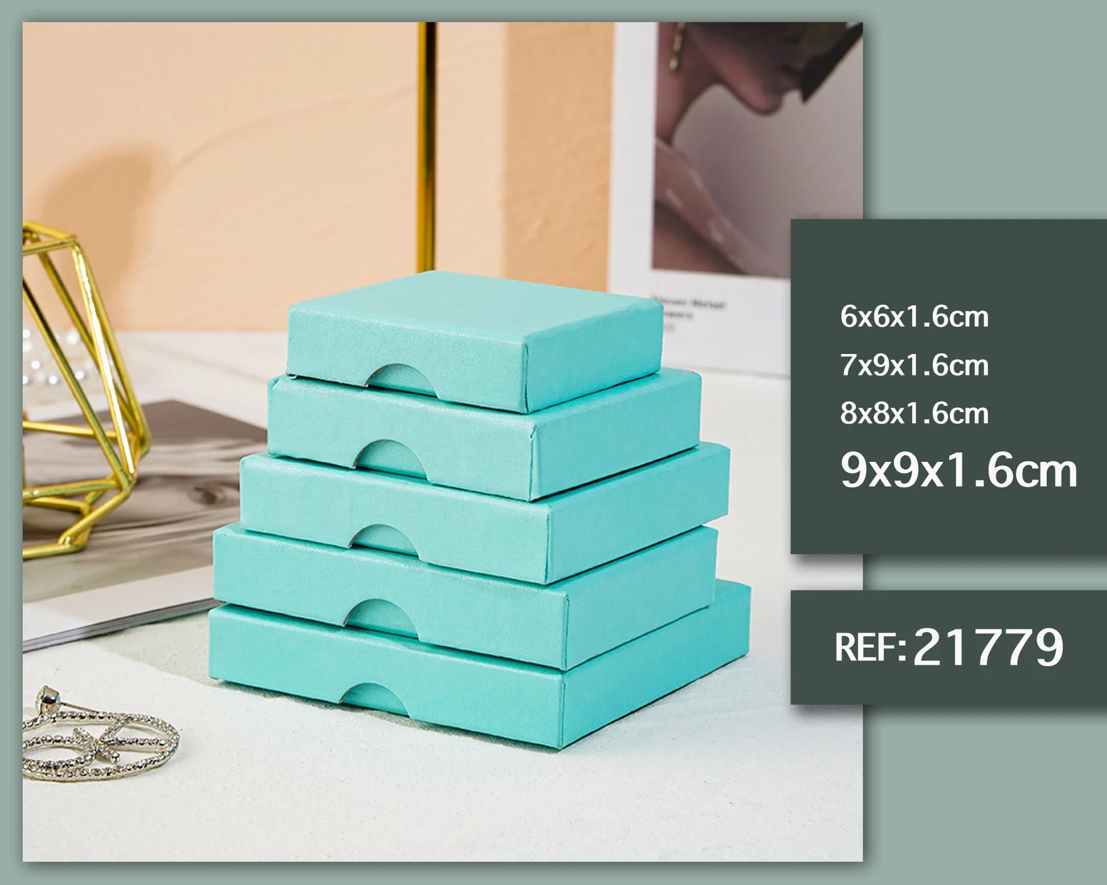 CAJA DE REGALO  9X9X1.6CM
