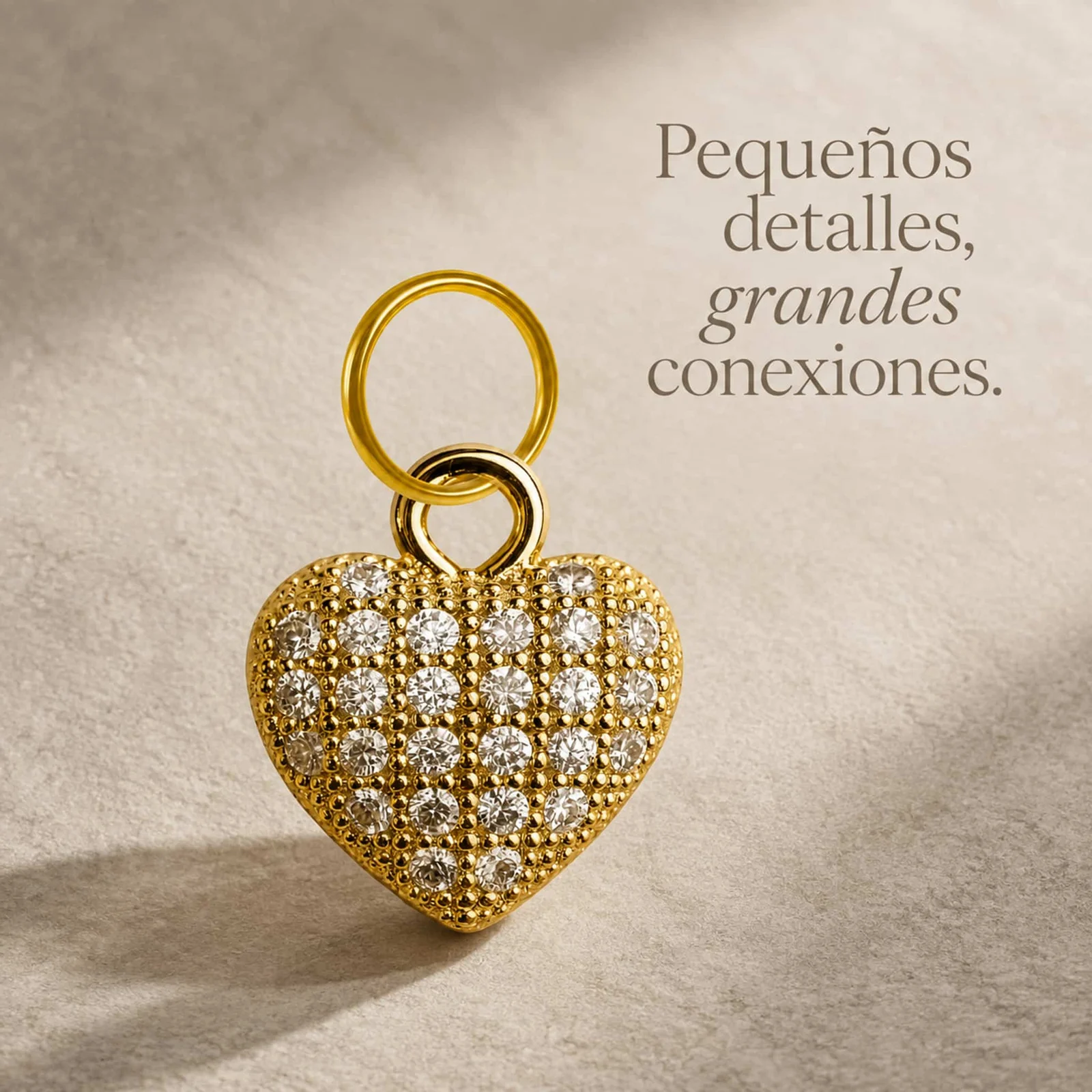 CHARM DE COBRE CHAPADO ORO 14K CON CIRCONITA