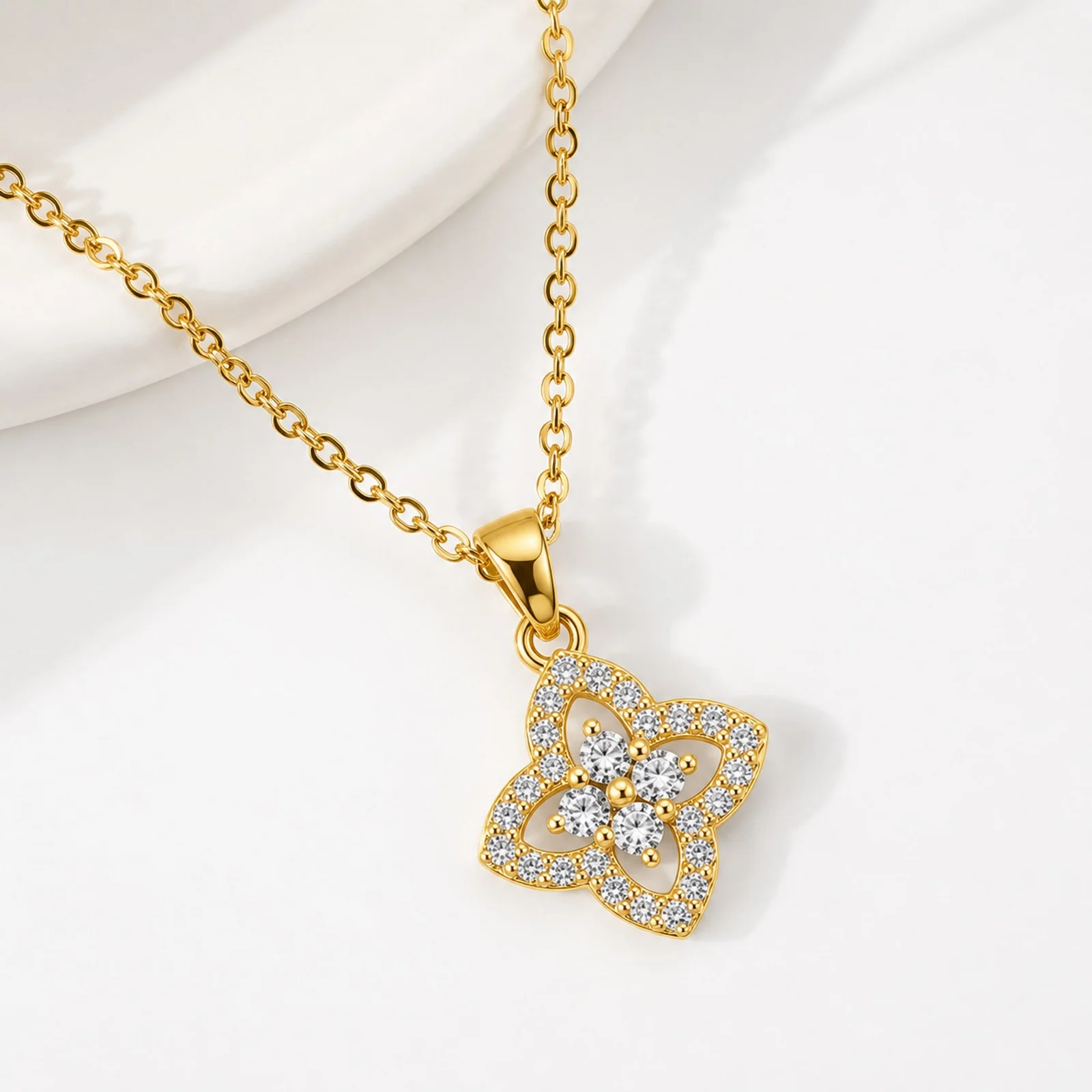 Colgangte Cobre con Circonita Colar Dorado y Cadena Acero