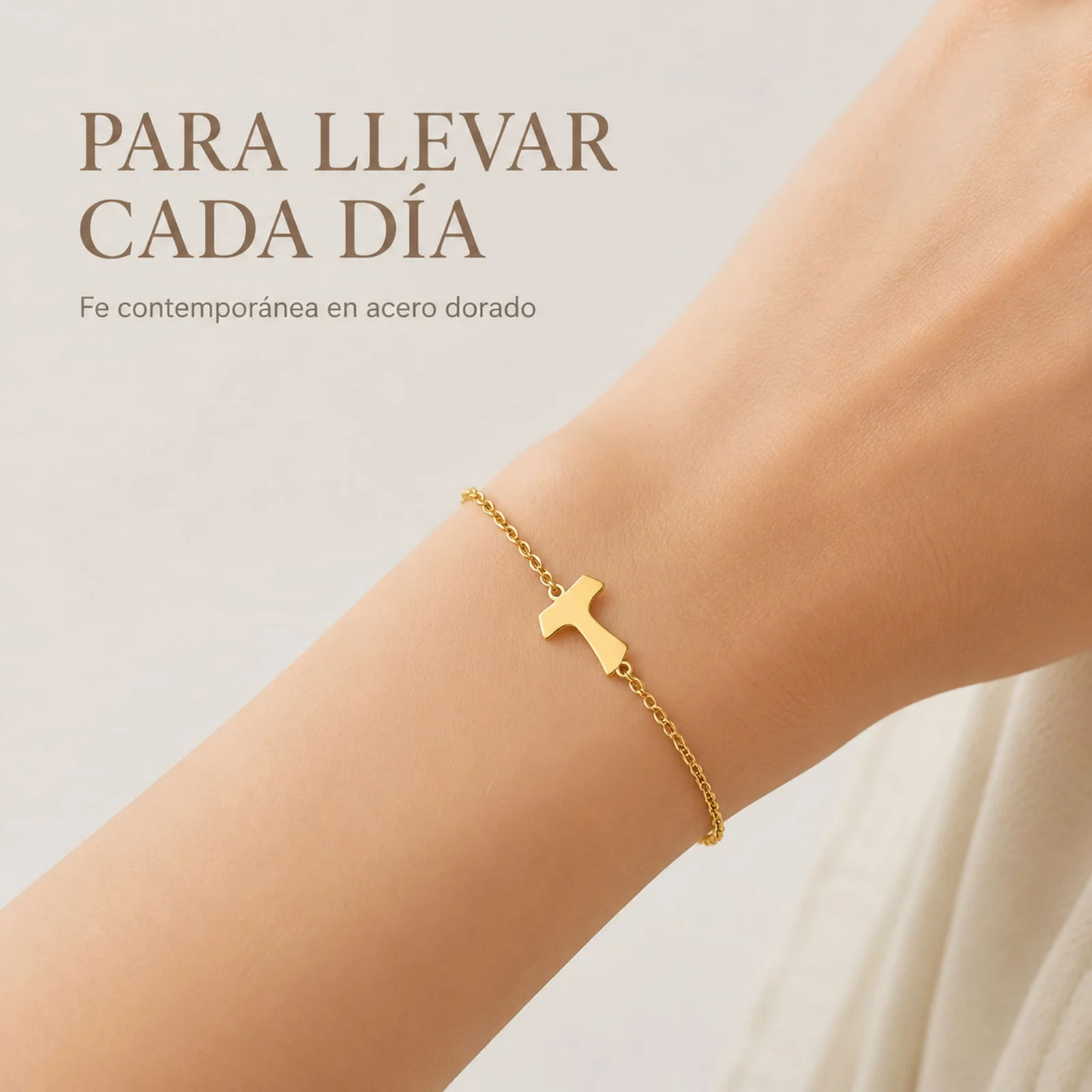 PULSERA CRUZ TAUACERO DORADO