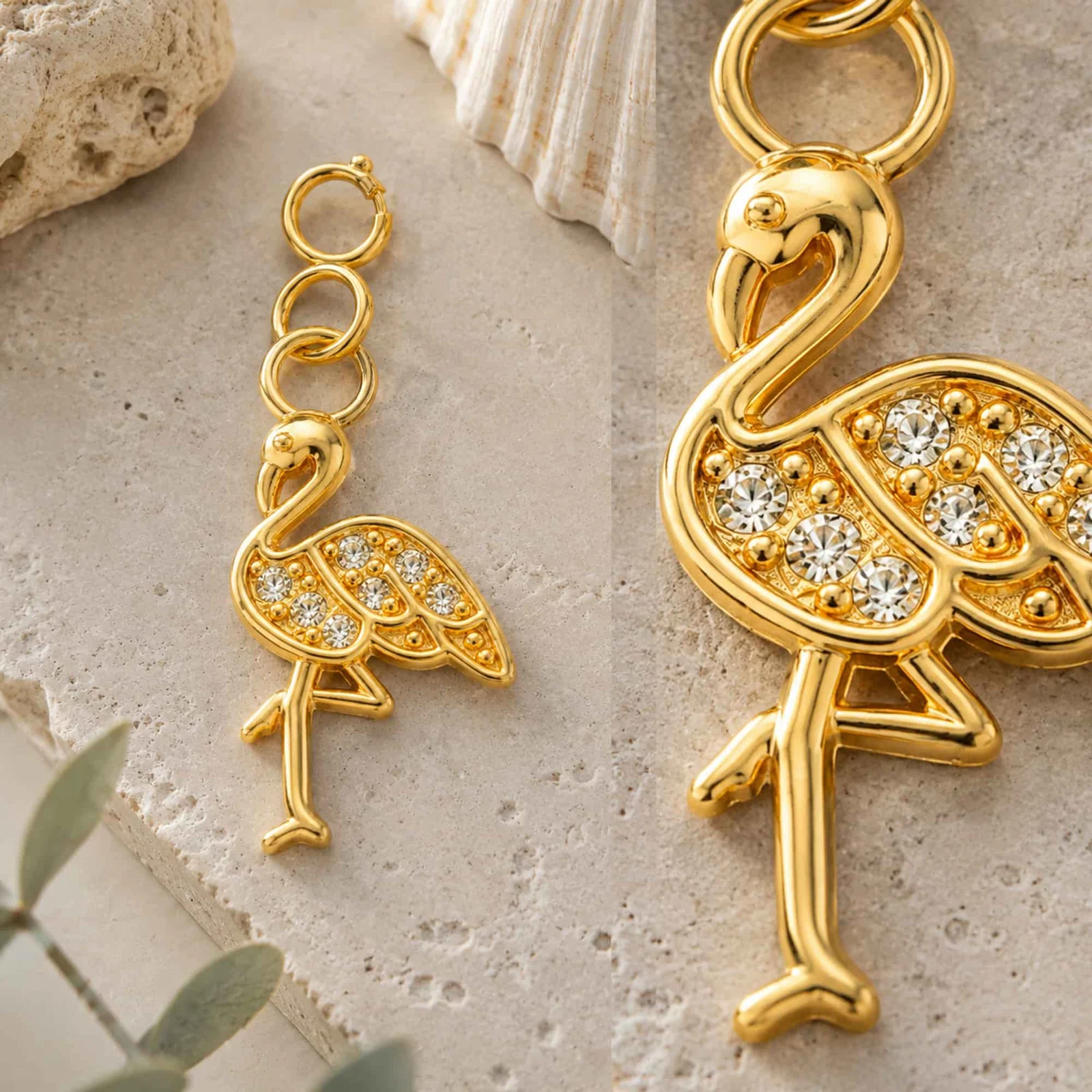 CHARM DE COBRE CHAPADO A ORO 14K CON CIRCONITA-CON CIERRE
