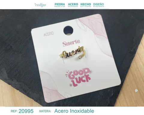 ANILLO CON PALABRA SUERTE ACERO COLOR DORADO