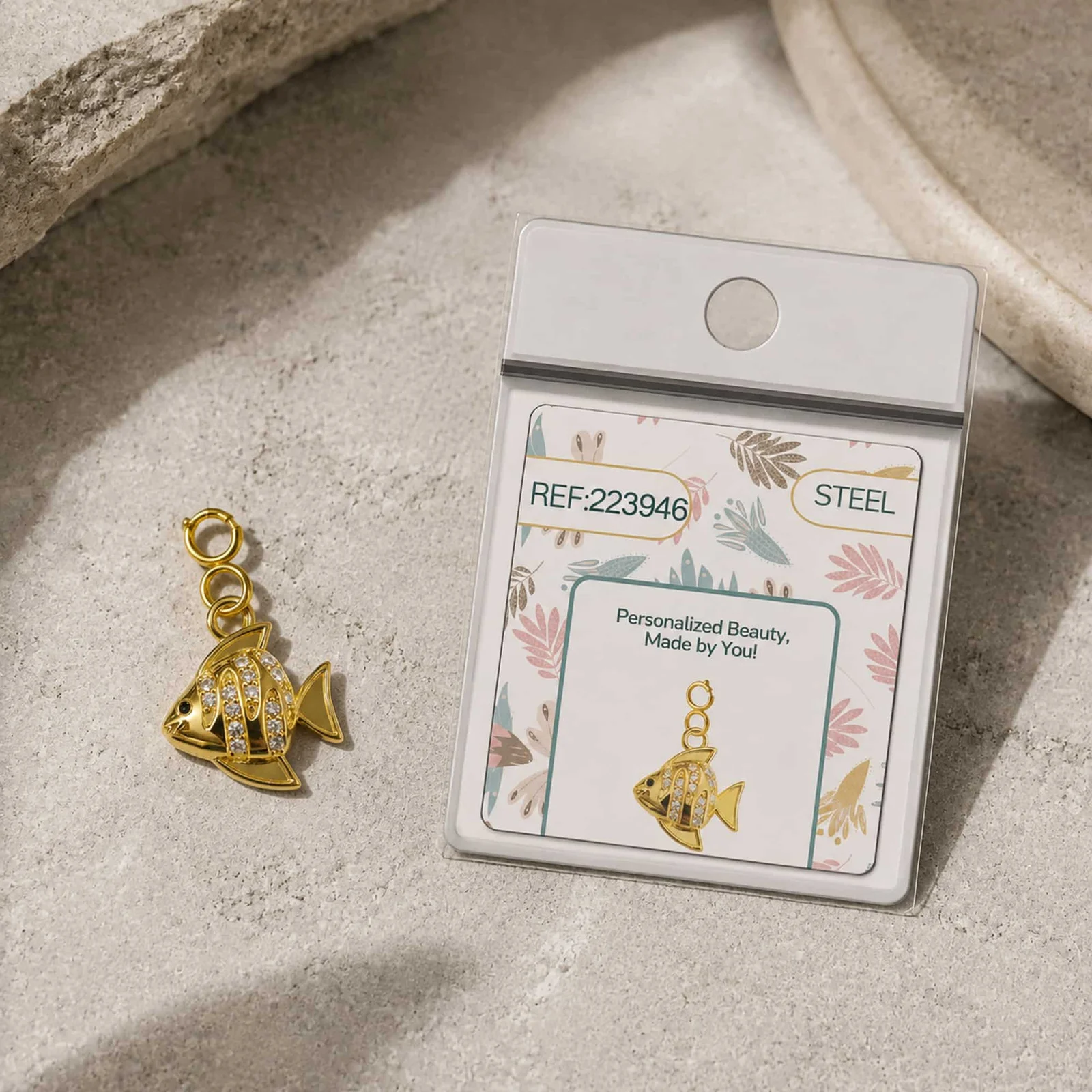 CHARM DE COBRE CHAPADO A ORO 14K CON CIRCONITA-CON CIERRE