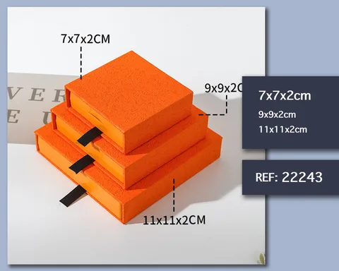 CAJA DE REGALO 7X7X2CM