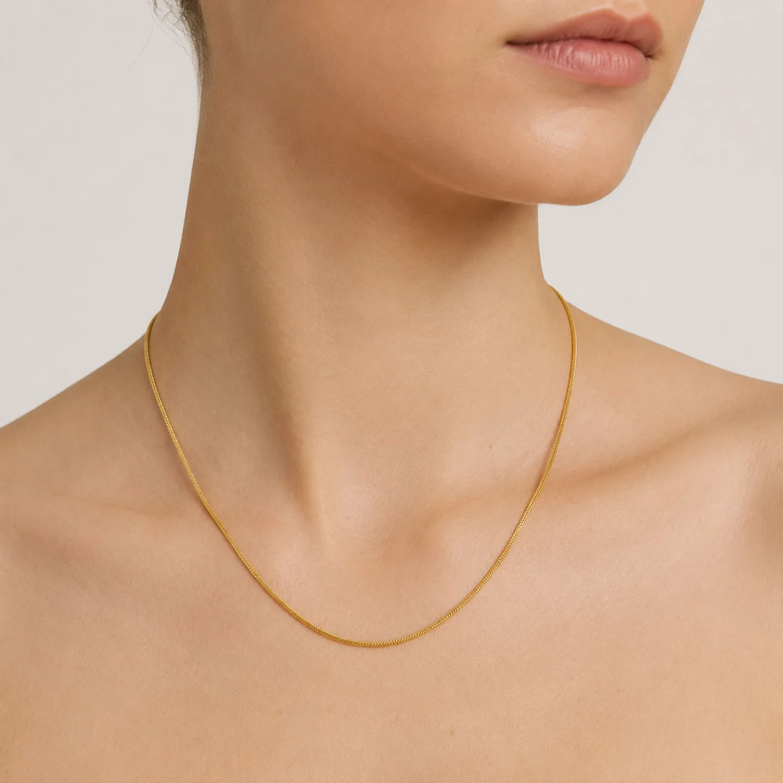 COLLAR DE CADENA ACERO DORADO