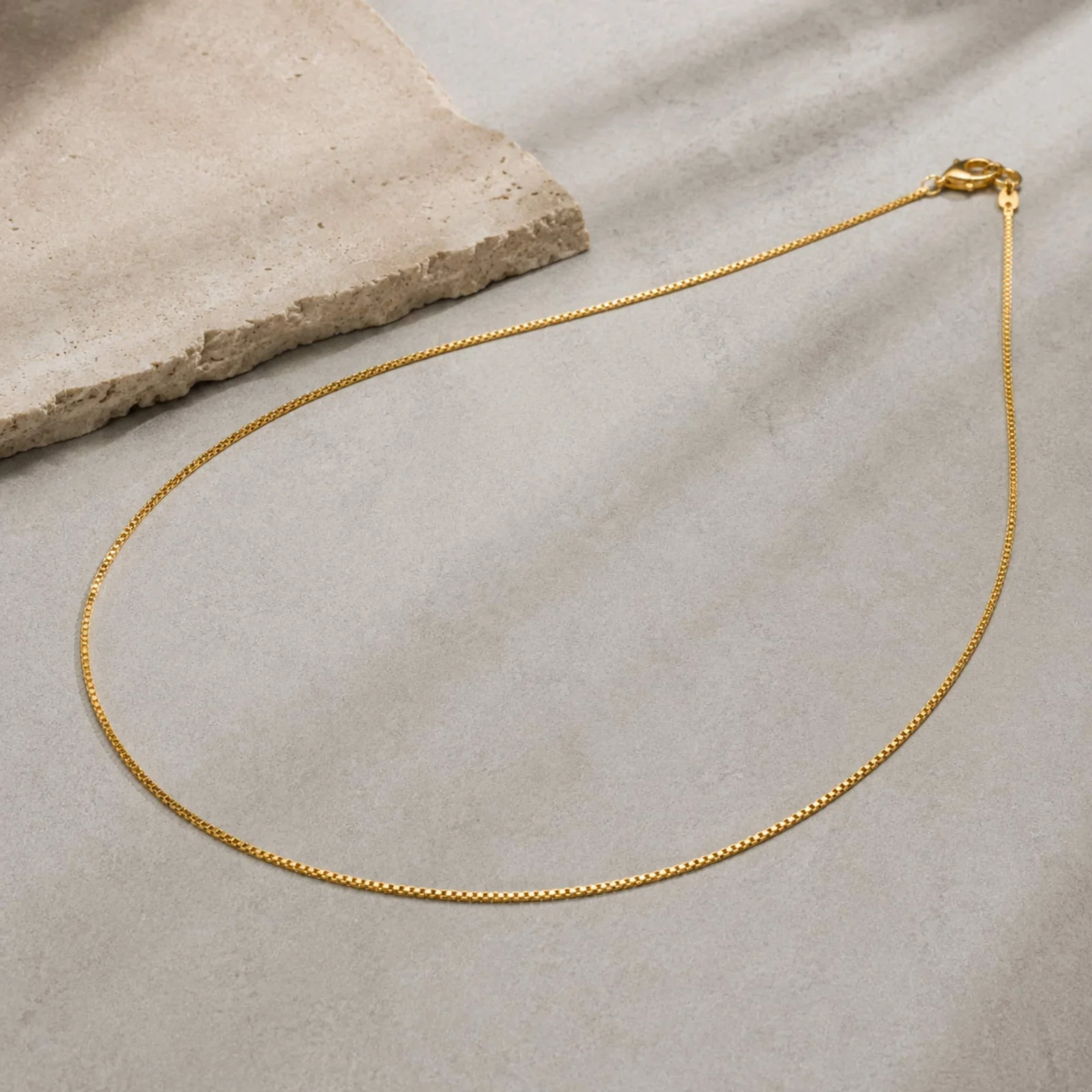 COLLAR DE CADENA ACERO DORADO
