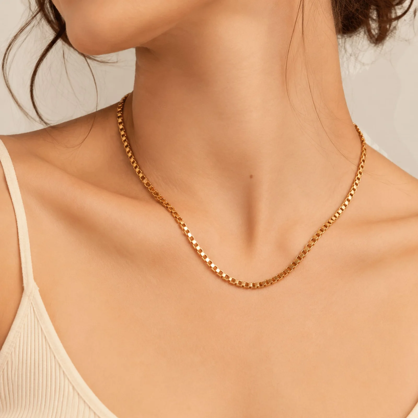 COLLAR DE CADENA ACERO DORADO
