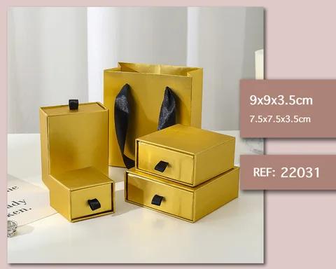 CAJA DE REGALO 9X9X3.5CM