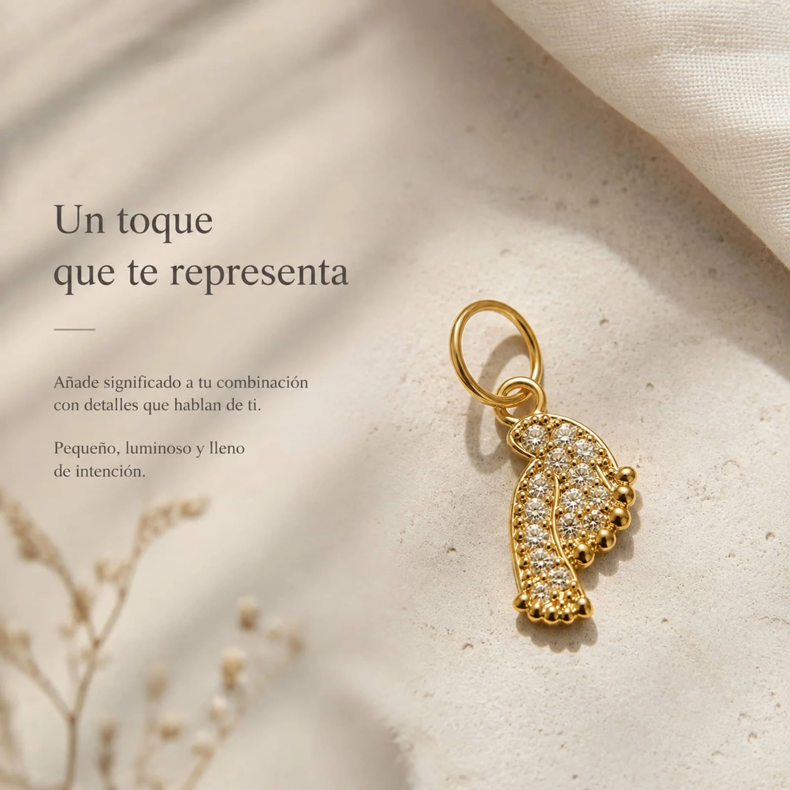 CHARM DE COBRE CHAPADO ORO 14K CON CIRCONITA
