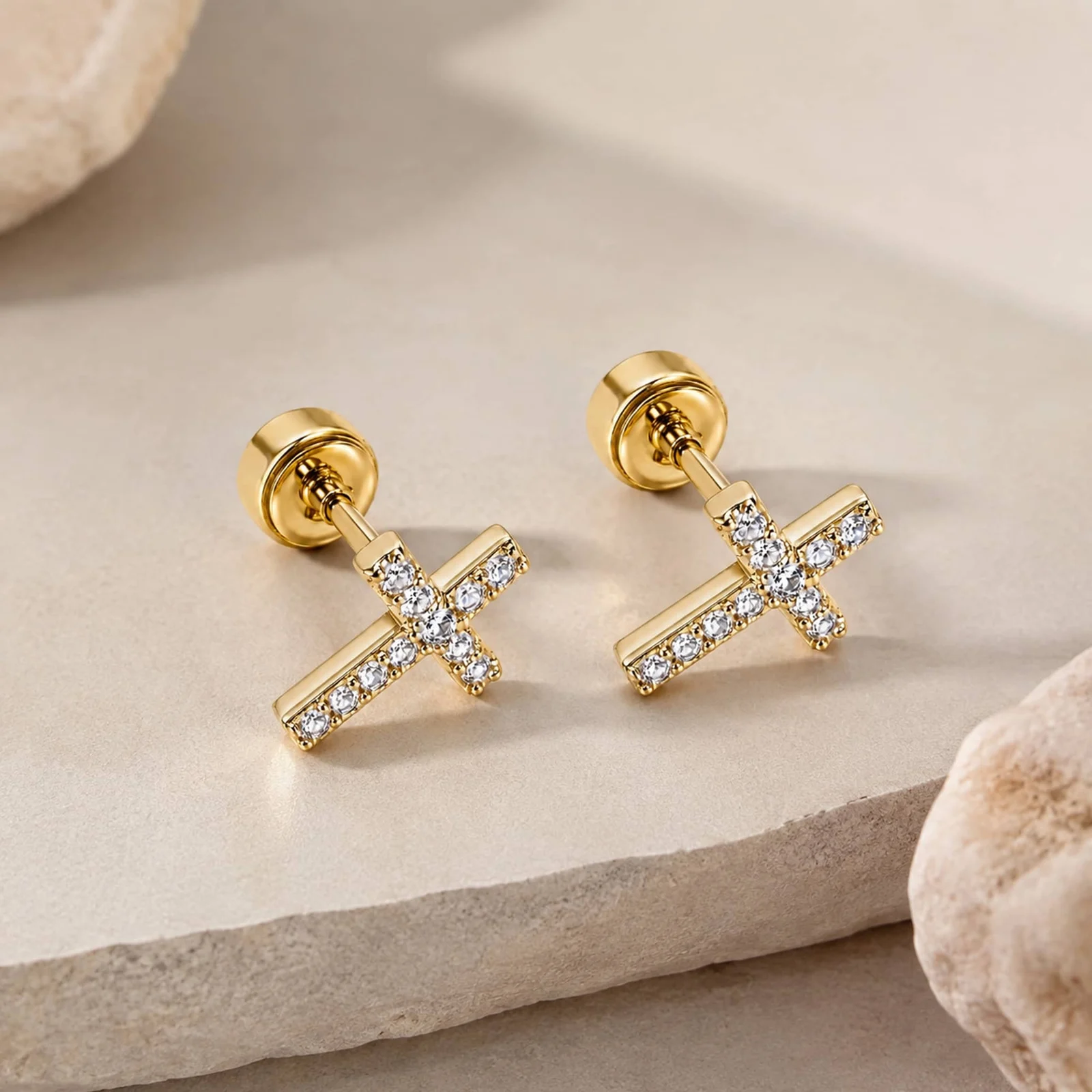 Pendiente-Piercing Bañado Oro 18K y con Circonita