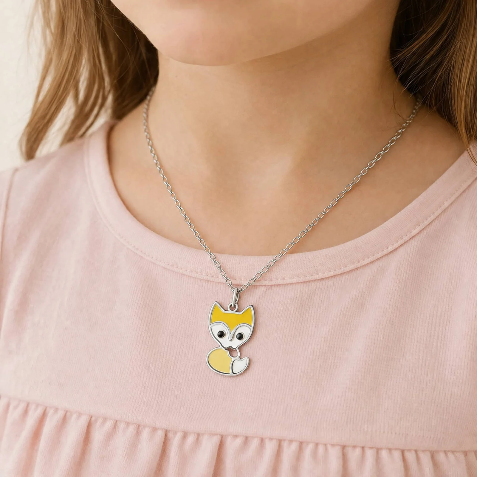 COLLAR NIÑA ACERO COLOR PLATEADO