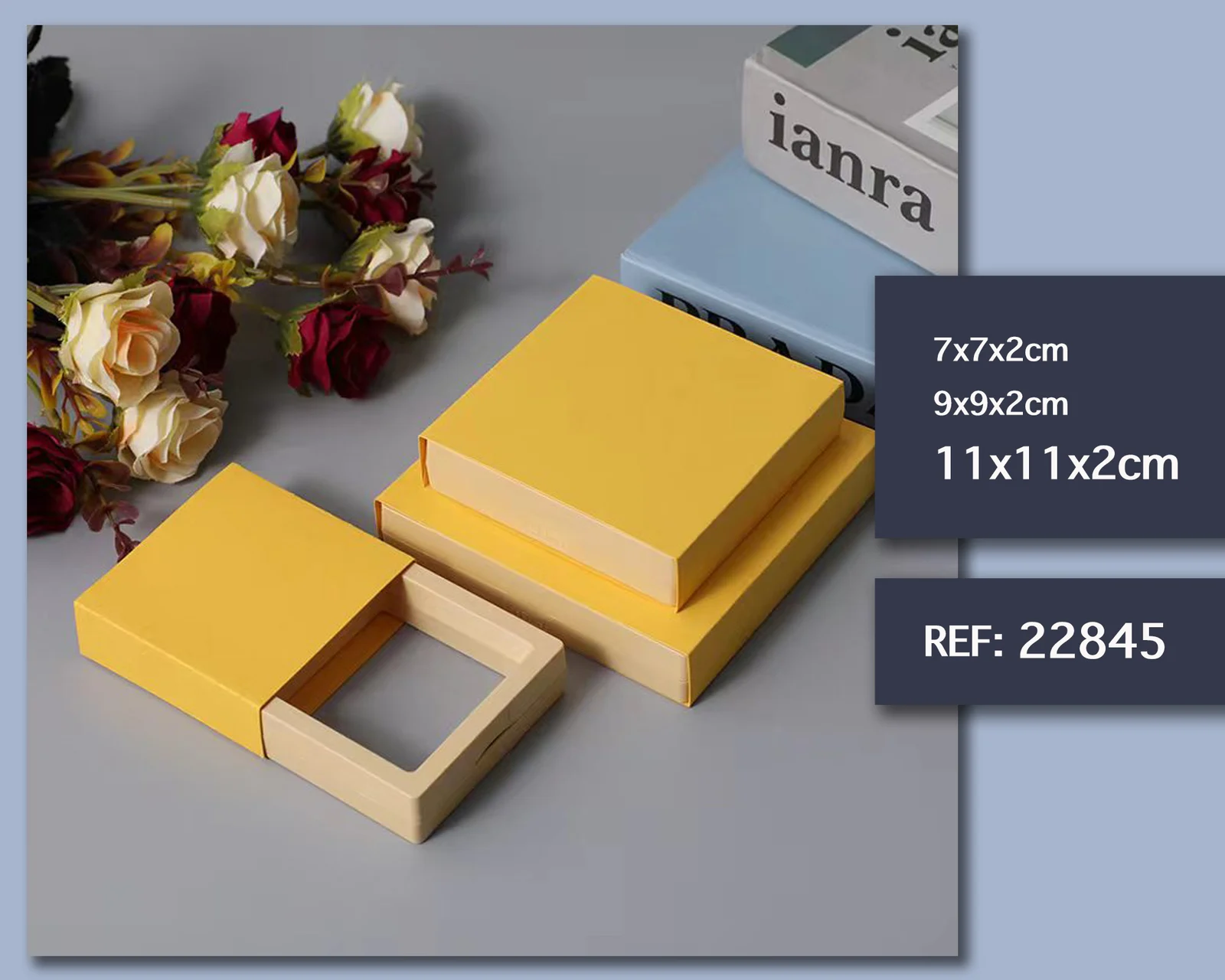 CAJA DE REGALO 11X11X2CM
