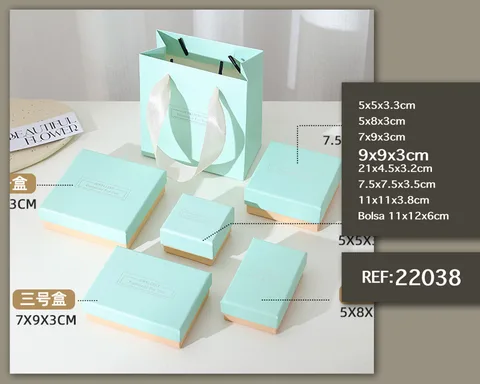 CAJA DE REGALO 9X9X3CM