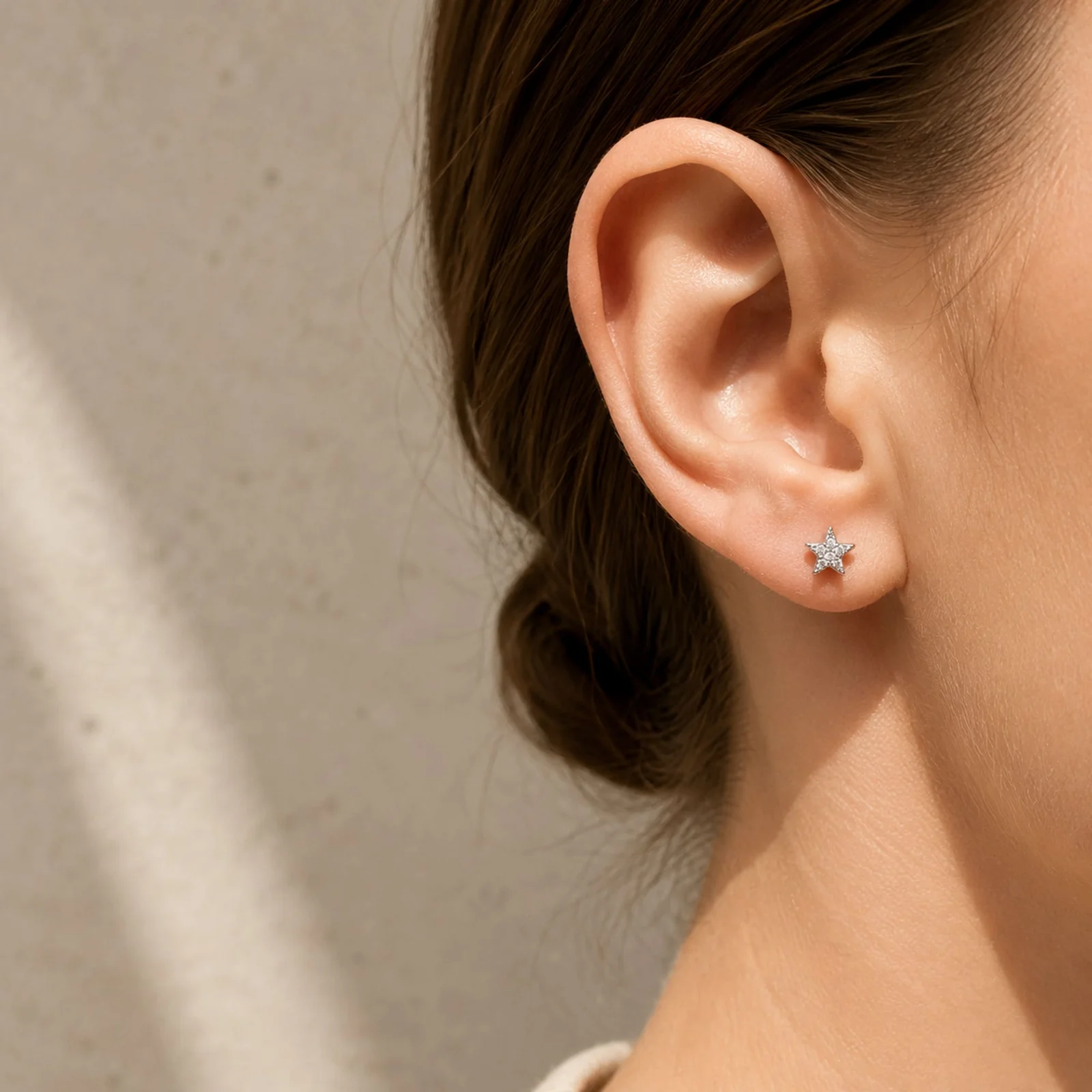 Pendiente-Piercing Bañado Oro 18K y con Circonita