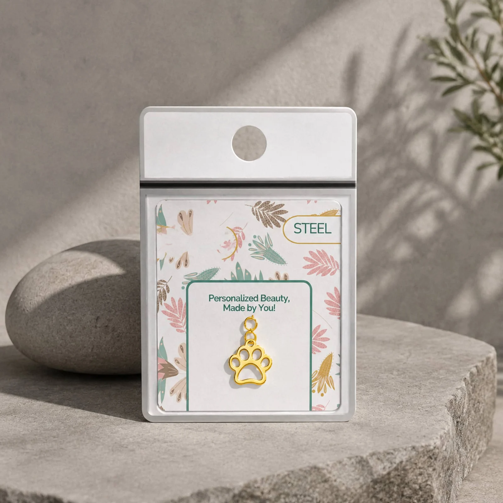 CHARM ACERO INOXIDABLE COLOR DORADO -CON CIERRE