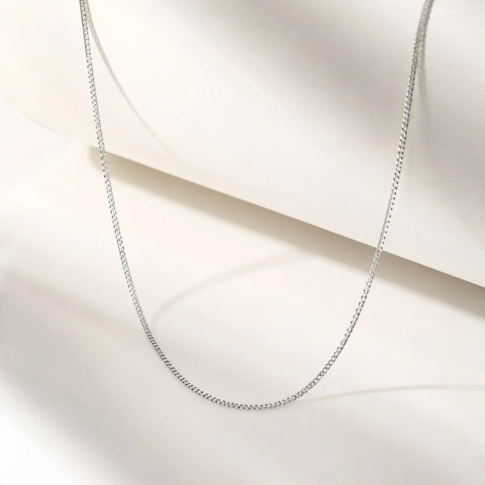COLLAR DE CADENA ACERO PLATEADO