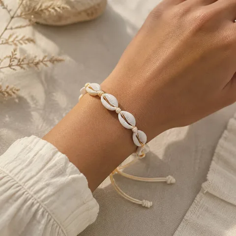 PULSERA HILO ENCERADO DE CONCHA