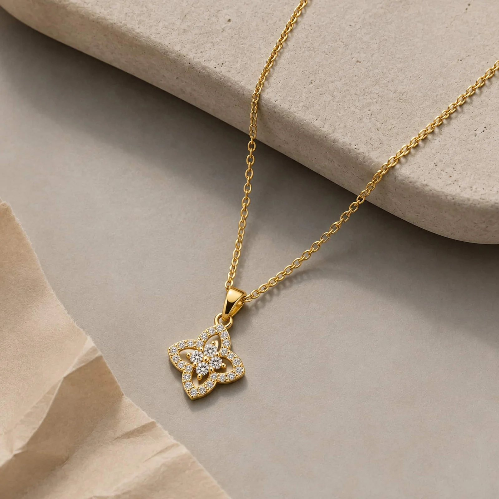 Colgangte Cobre con Circonita Colar Dorado y Cadena Acero