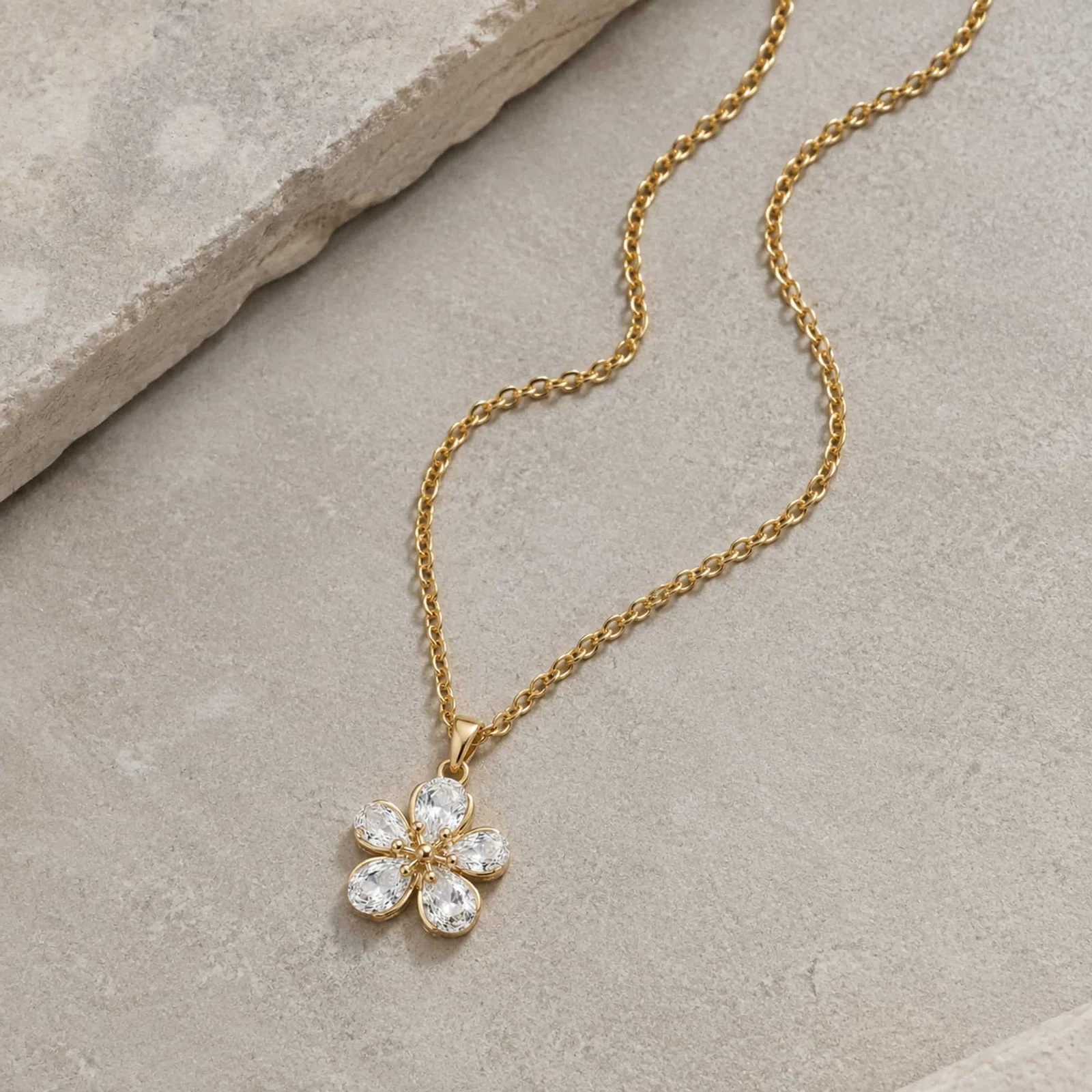 Colgangte Cobre con Circonita Colar Dorado y Cadena Acero