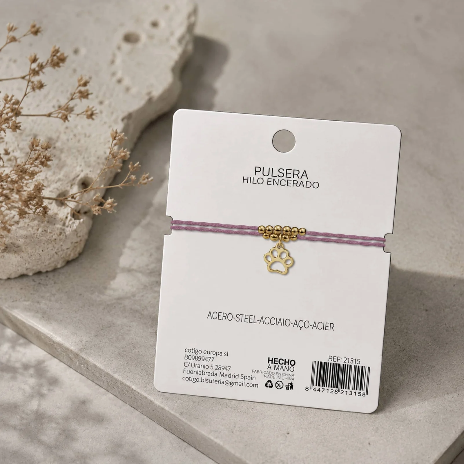 PULSERA HILO ENCERADO CON COLGANTE HUELLA DE GATO ACERO DORADO