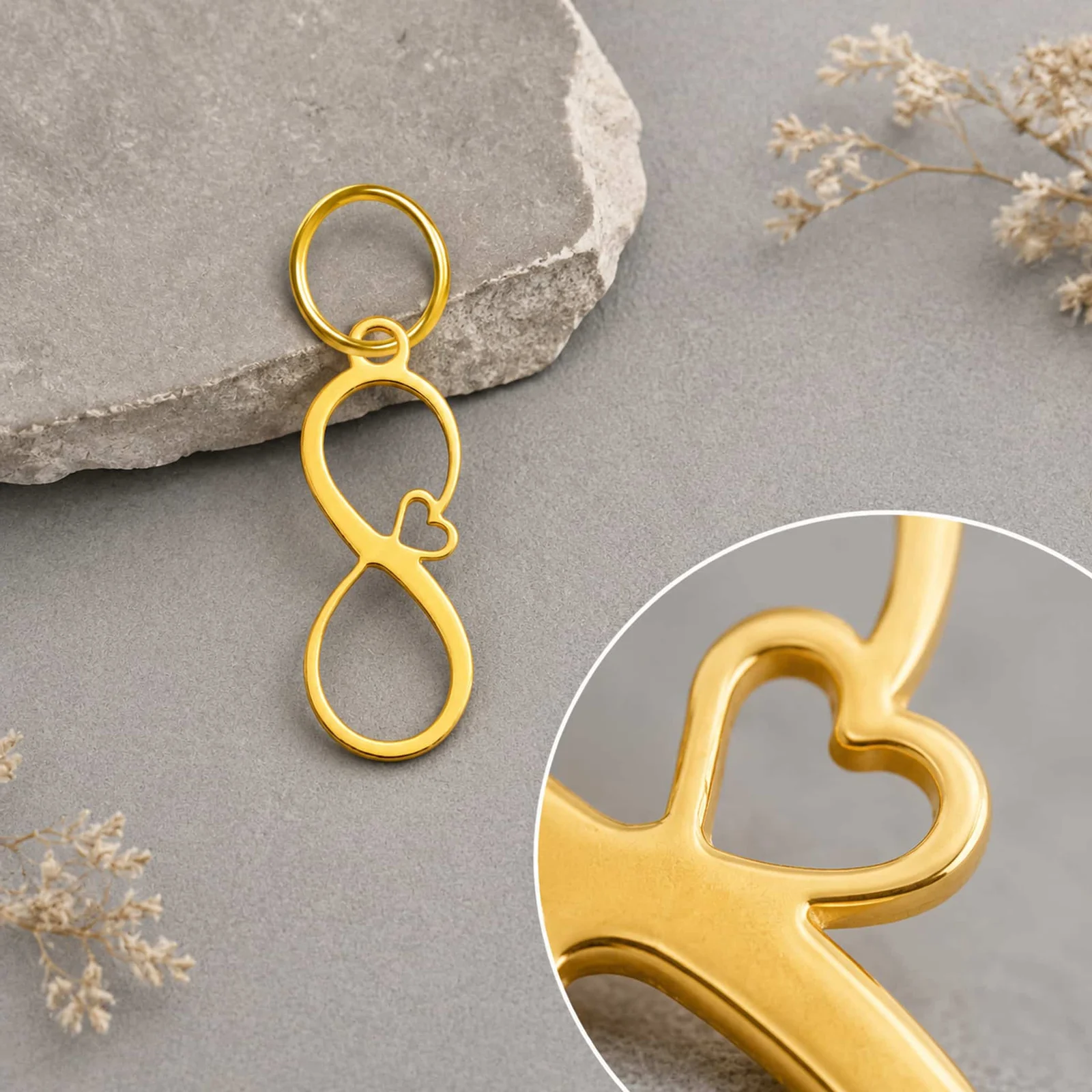 CHARM ACERO INOXIDABLE COLOR DORADO