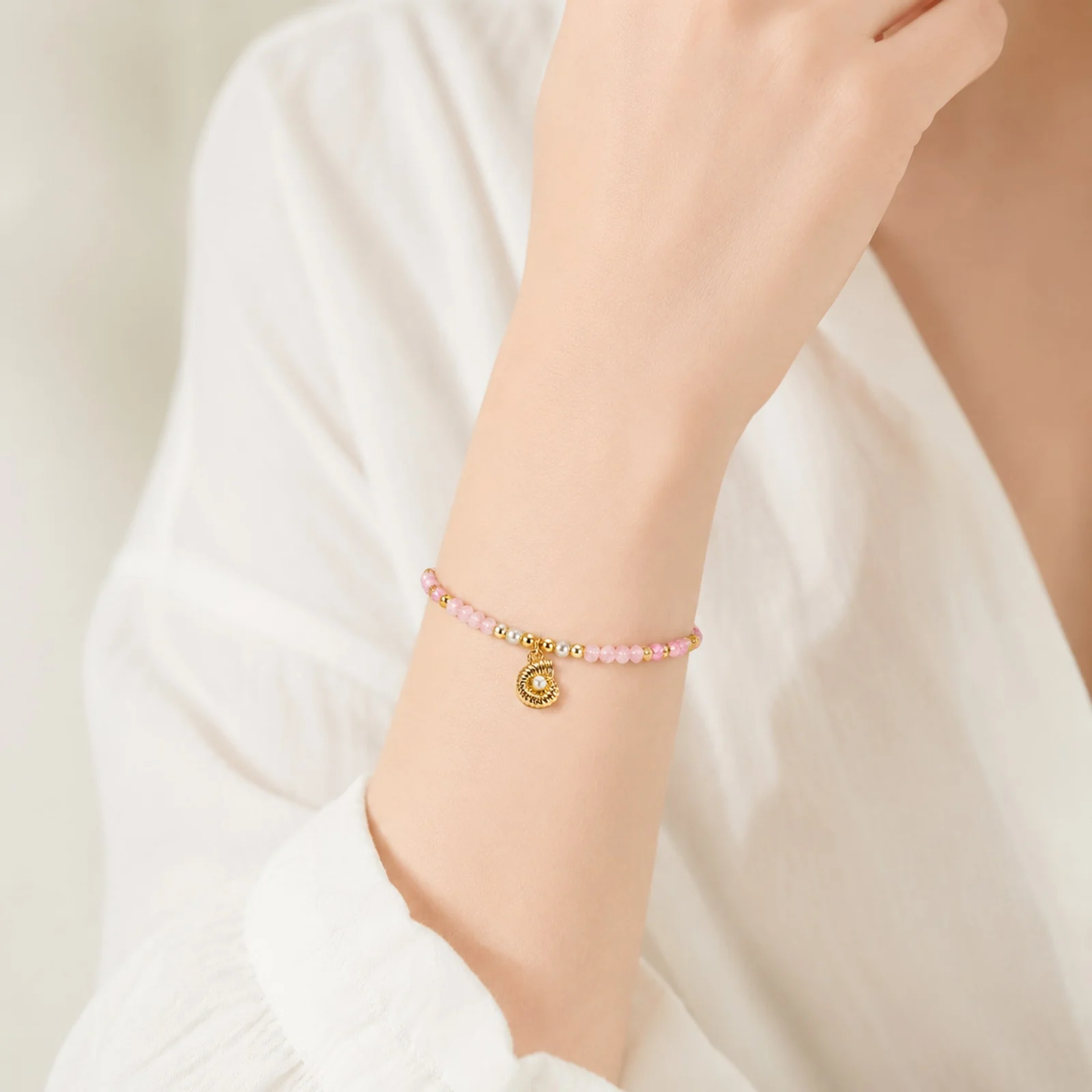 PULSERA HECHO A MANO