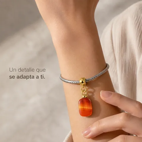CHARM ACERO DORADO CHAPADO ORO 14 K-CON BOLA DE GOMA