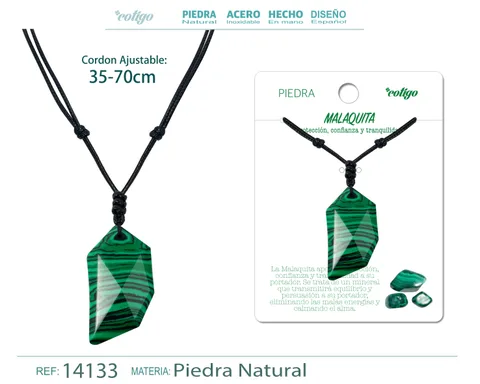 COLGANTE DIENTE LOBO DE PIEDRA MALAQUITA