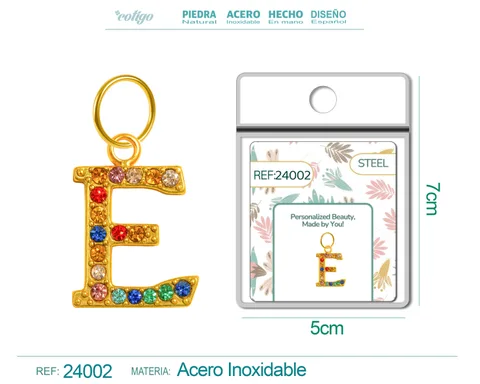 CHARM DE LETRA E ACERO COLOR DORADO CON CIRCONITA