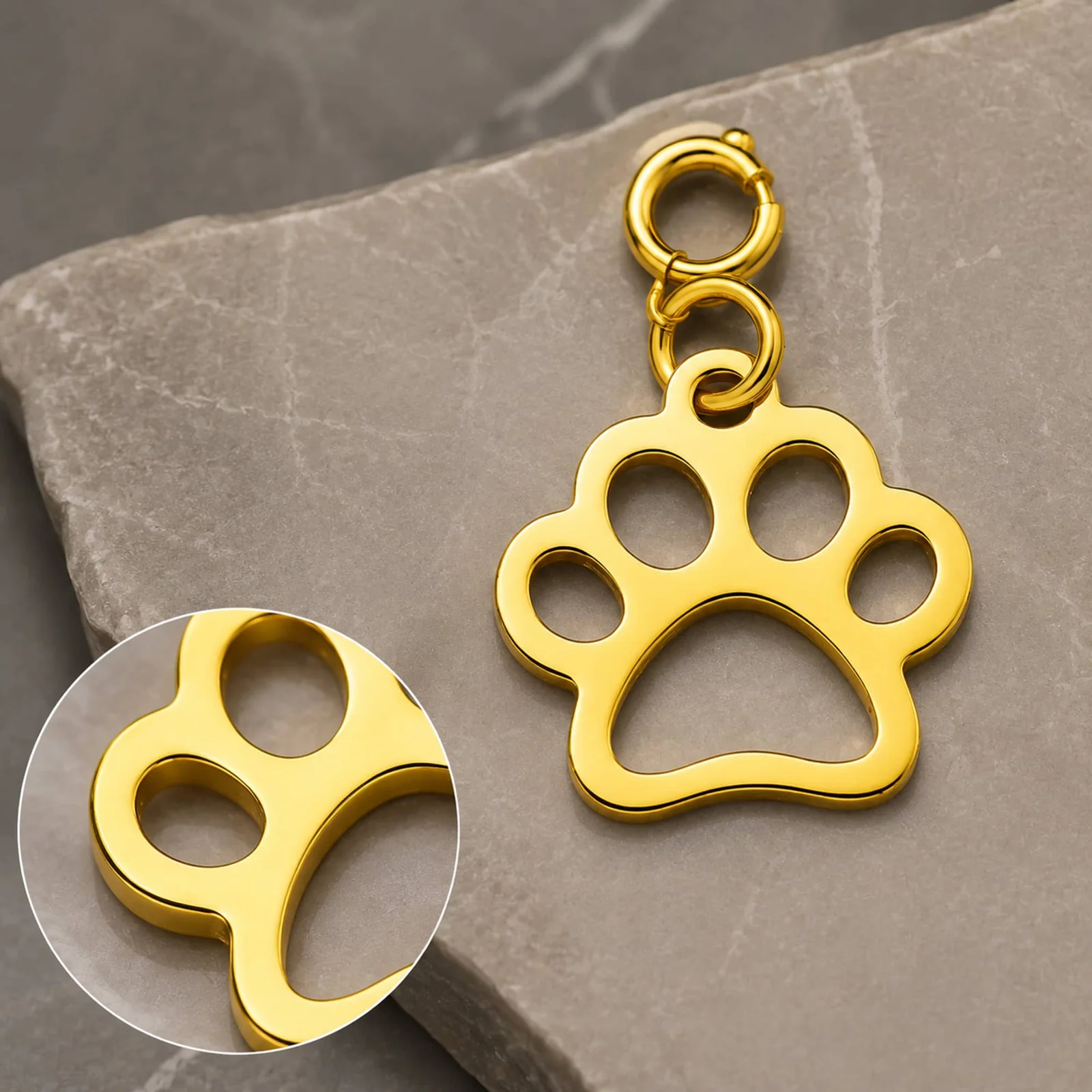 CHARM ACERO INOXIDABLE COLOR DORADO -CON CIERRE