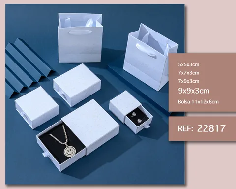 CAJA DE REGALO 9X9X3CM