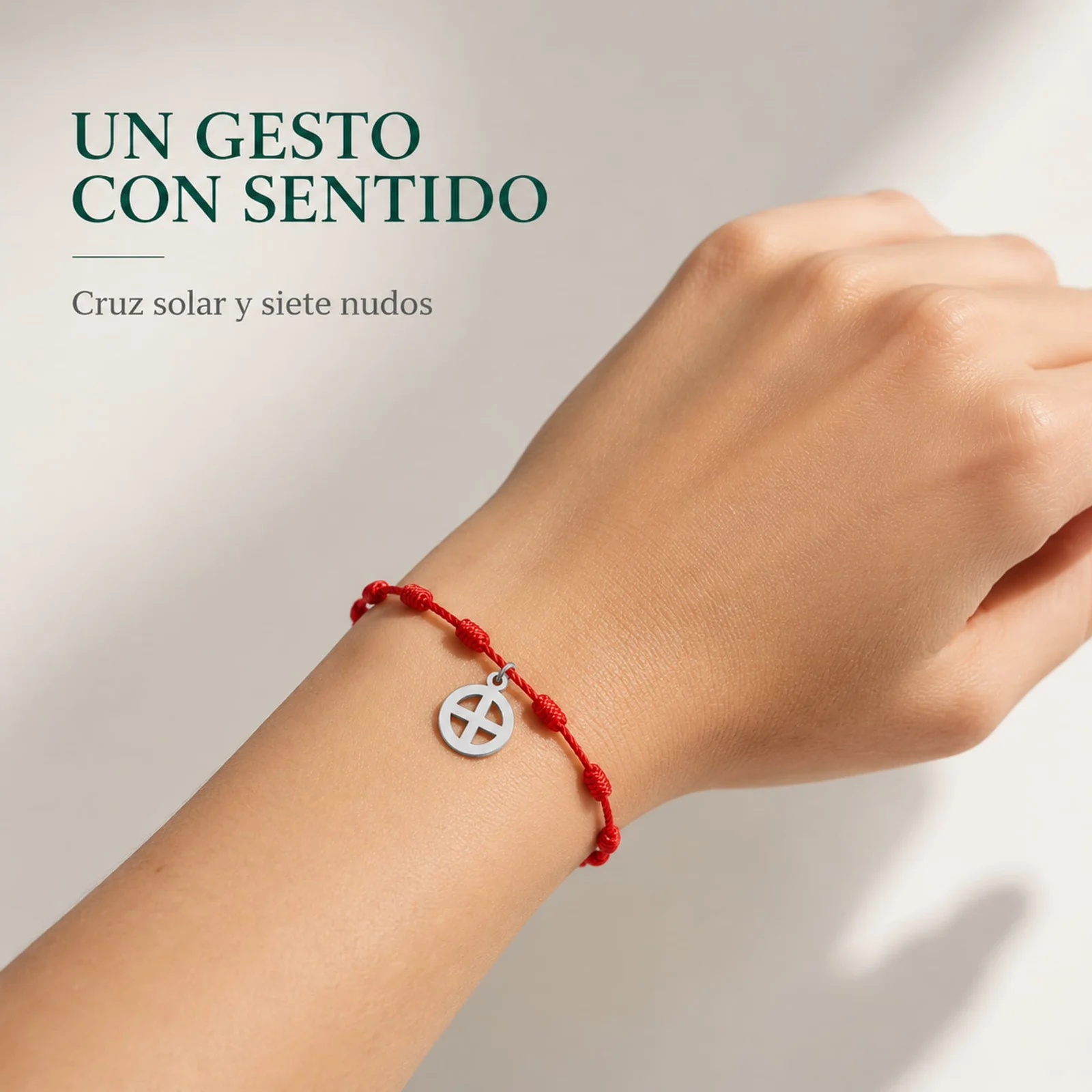 PULSERA 7 NUDOS CON CRUZ SOLAR COLOR PLATEADO
